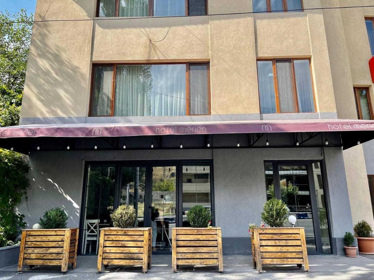 Merien Hotel Jerevan Eksteriør billede